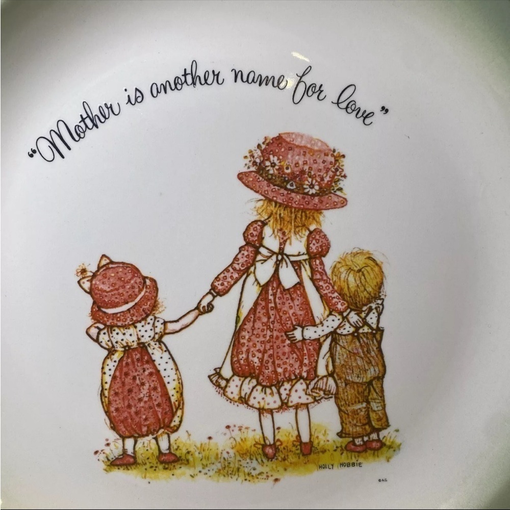 vintage Vintage (1970’s) Holly Hobbie Collector’s‎ Edition 10” Decorative Plate - Picture 2 of 6